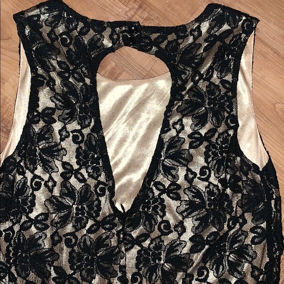 Sexy Black Keyhole Lace Romper - Picture 5 of 6